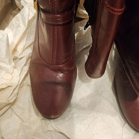 Bradford Boots - Picture 2 of 3